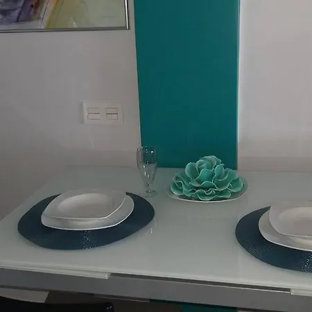 Apartment Cozy Studio With Ocean View In Los Cristianos *